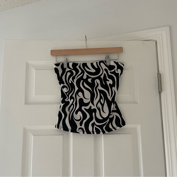 revolve h:ours set - Picture 7 of 7